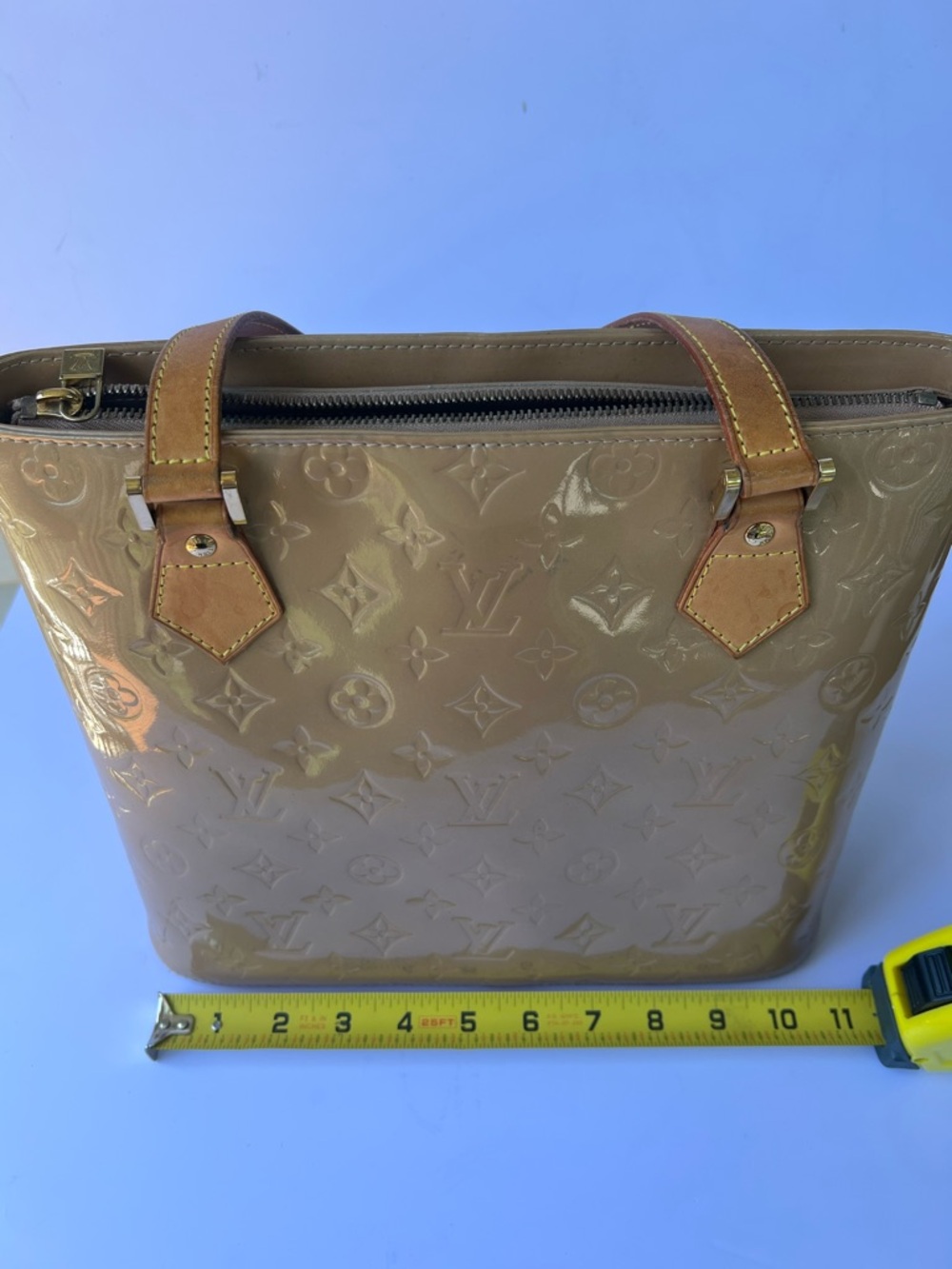Louis Vuitton Vernis Tote Bag Beige Patent Leather Shoulder Bag Authentic - Picture 5 of 12